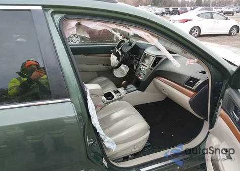 2013 Subaru Outback 2.5I Limited z USA, uszkodzony, nr VIN 4S4BRBPC9D3214978